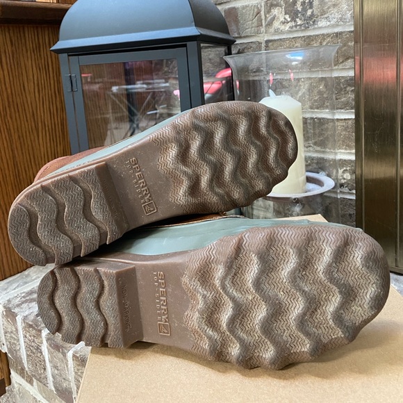 SPERRY Men's Brown and Green Duck Boots - Picture 11 of 16